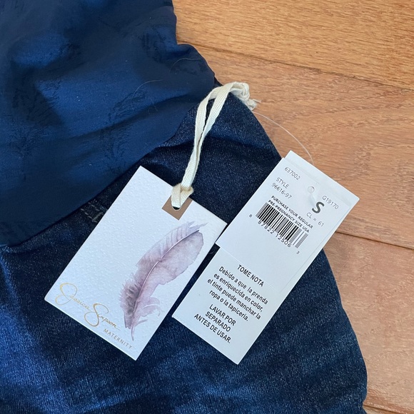 NWT Jessica Simpson Maternity Jeans - Picture 2 of 6